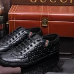 Купити взуття Gucci