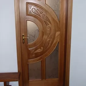 Міжкімнатні двері з масиву сосни