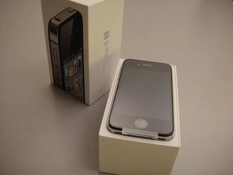 новий (Apple iPhone 4S 32GB Unlocked ) 2