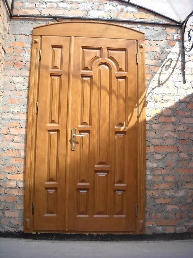 Двері з масиву сосни та дуба