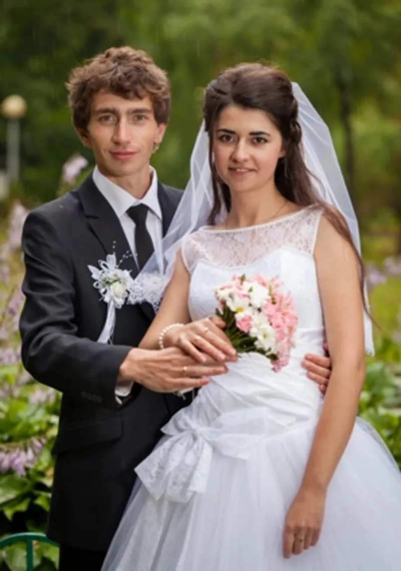 Продам весільну сукню (Львів)