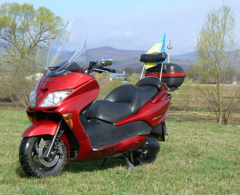 Макси-скутер Honda Forza  5