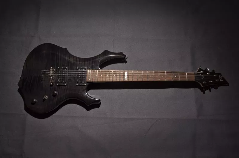 Электрогитара LTD ESP F-100fm