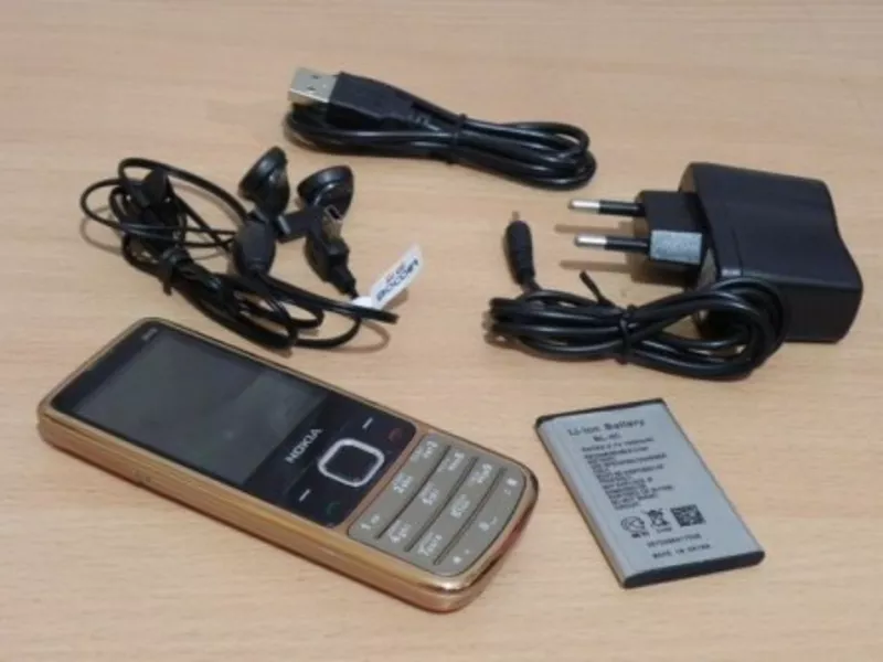 Мобильный телефон  Nokia 6700  на 2 sim,  без TV. 