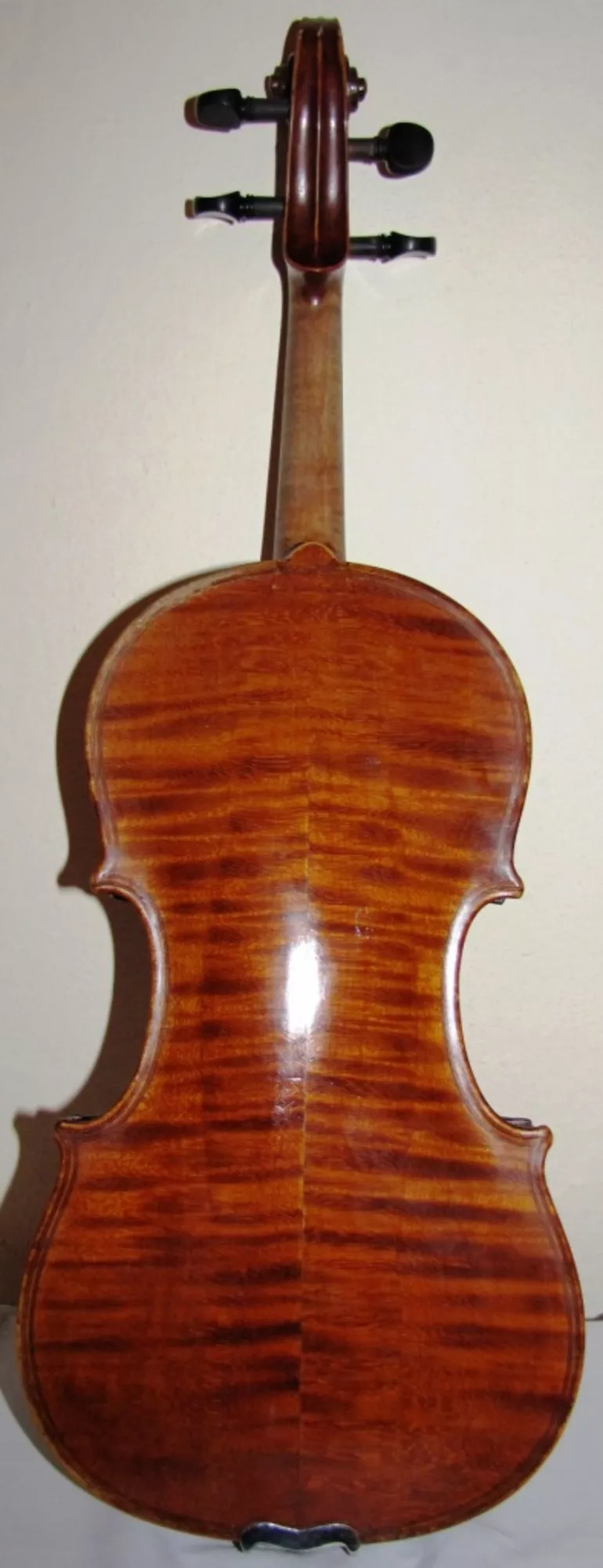 Продается целая скрипка копия MAGGINI. 2