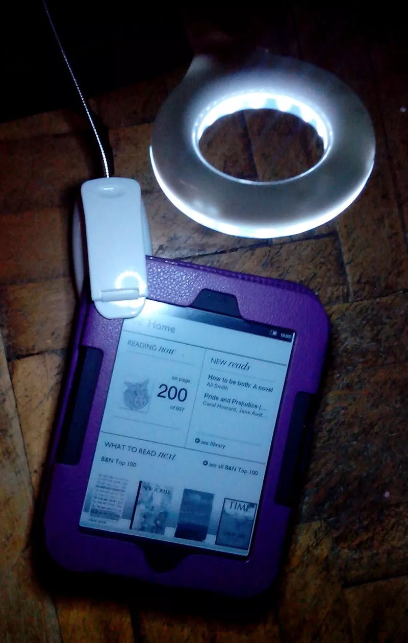 Підсвітка 16 LED для читання електронних книг 14