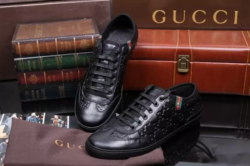 Купити взуття Gucci 5