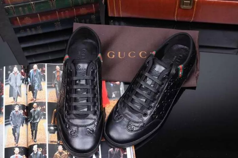 Купити взуття Gucci 8