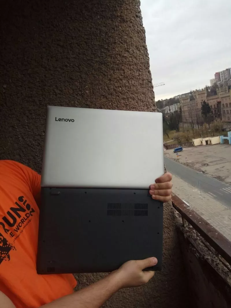 Ноутбук Lenovo IdeaPad 320-15IAP (80XR00VCRA) Platinum Grey 3
