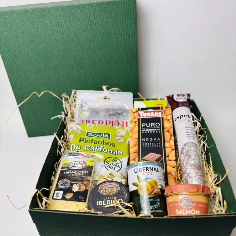 Подарунковий продуктовий набір Maxi Box – вишуканий смак у кожній дета 4