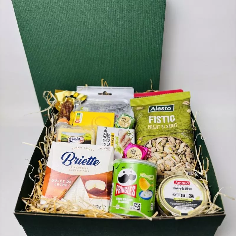 Подарунковий продуктовий набір Maxi Box – вишуканий смак у кожній дета 6