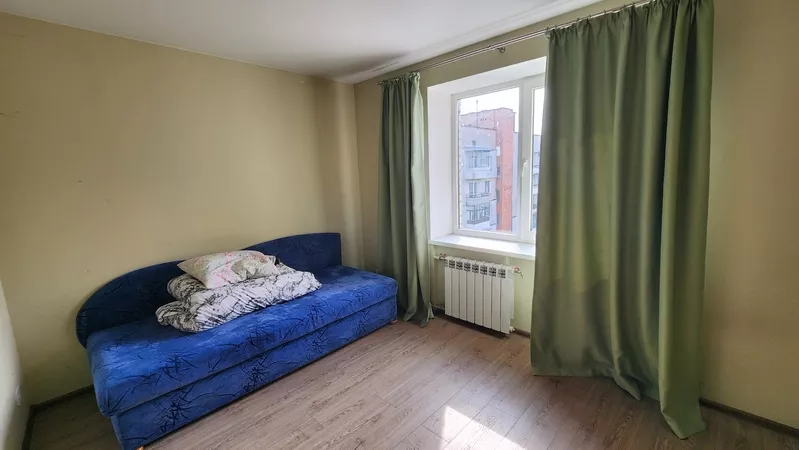 Продаж 3-кімнатної квартири з ізольованими кімнатами,  вул. І. Мазепи 4